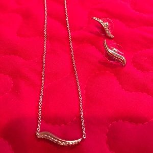 Kendra Scott earrings and necklace in silver